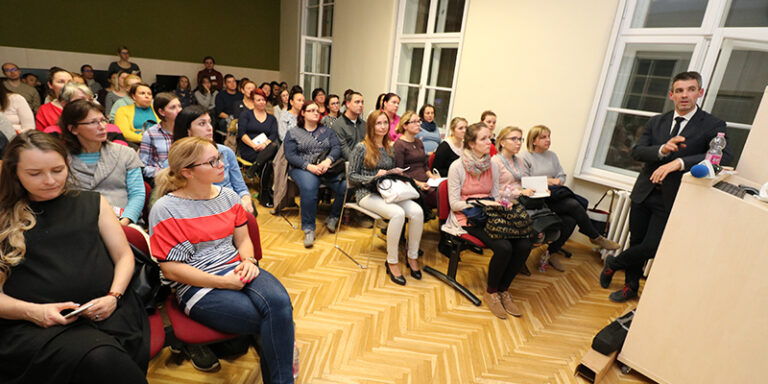 181113_mosolykommandó elsősegély_01