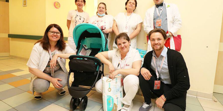 190415_kalocsa gyermekklinika bohócdoktorok 03